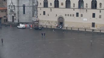 Pistoia - Piazza Duomo